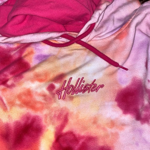 Unique Hollister Hoodie - Picture 4 of 6
